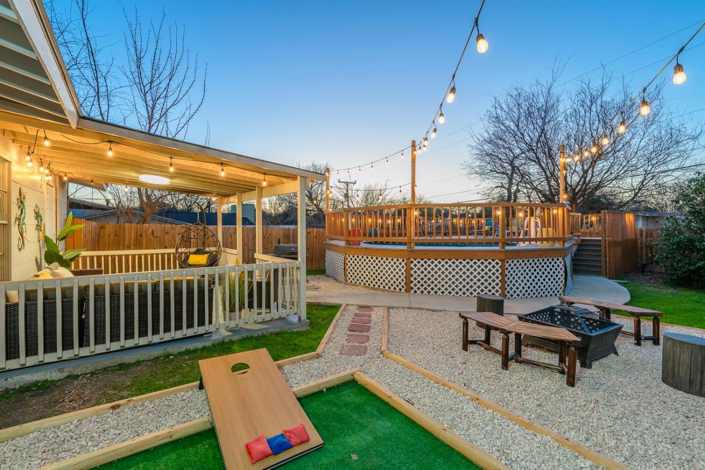 Game Room, Pool & Fire Pit At The Medical Center San Antonio Eksteriør billede